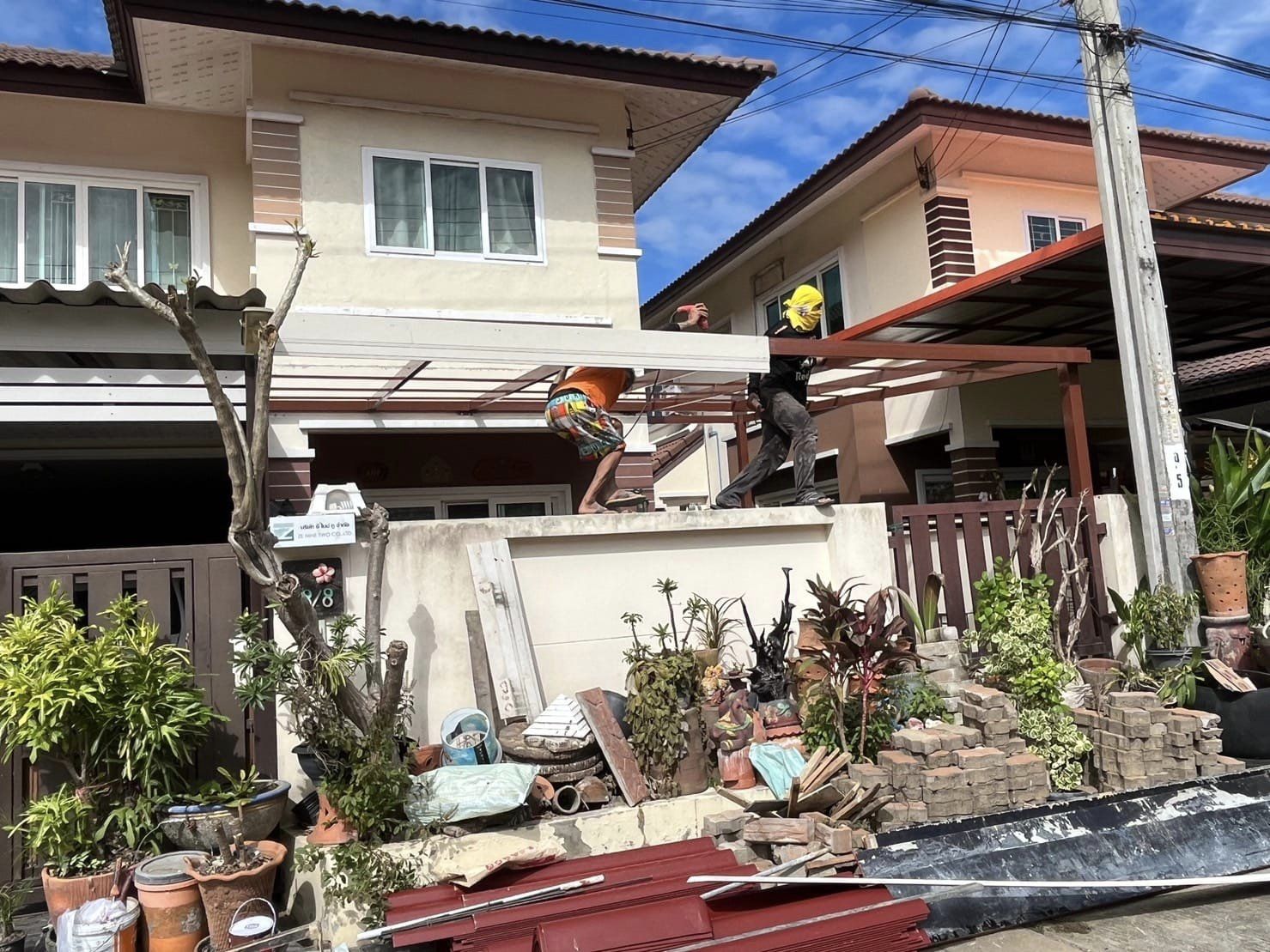 4 - https://ช่างชาญรับต่อเติมบ้าน.com | รับสร้างบ้าน รับเหมาต่อเติม รับซ่อมแซมบ้านและอาคาร ทาสีอาคาร ซ่อมหลังคาบ้าน ทำกันสาด ปูกระเบื้อง ทำฝ้า ประตูม้วน ประปา (ครบวงจร)